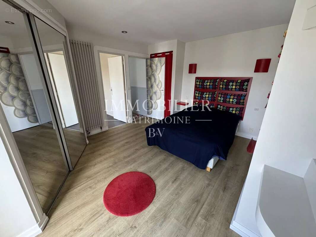 Maison à LA CHAUSSEE-SAINT-VICTOR