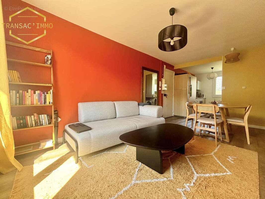 n°2 - Appartement à FONTAINE
