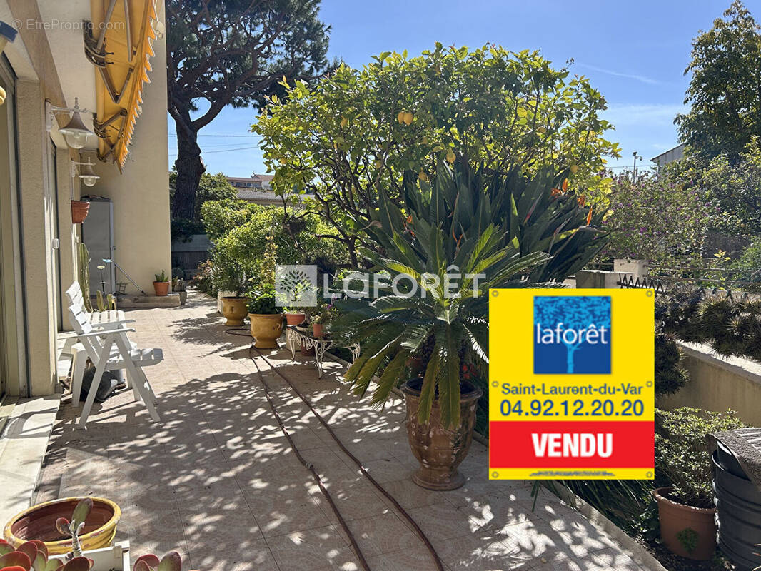 Appartement à SAINT-LAURENT-DU-VAR
