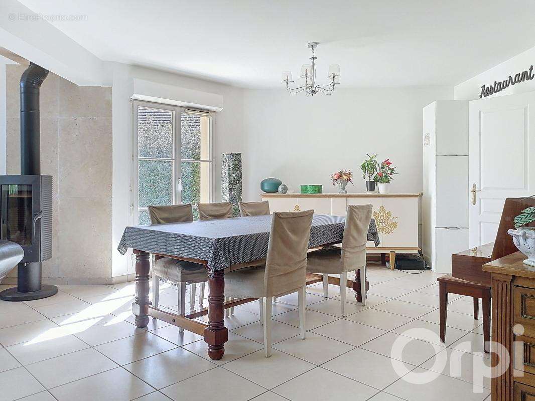 Maison à LONGJUMEAU