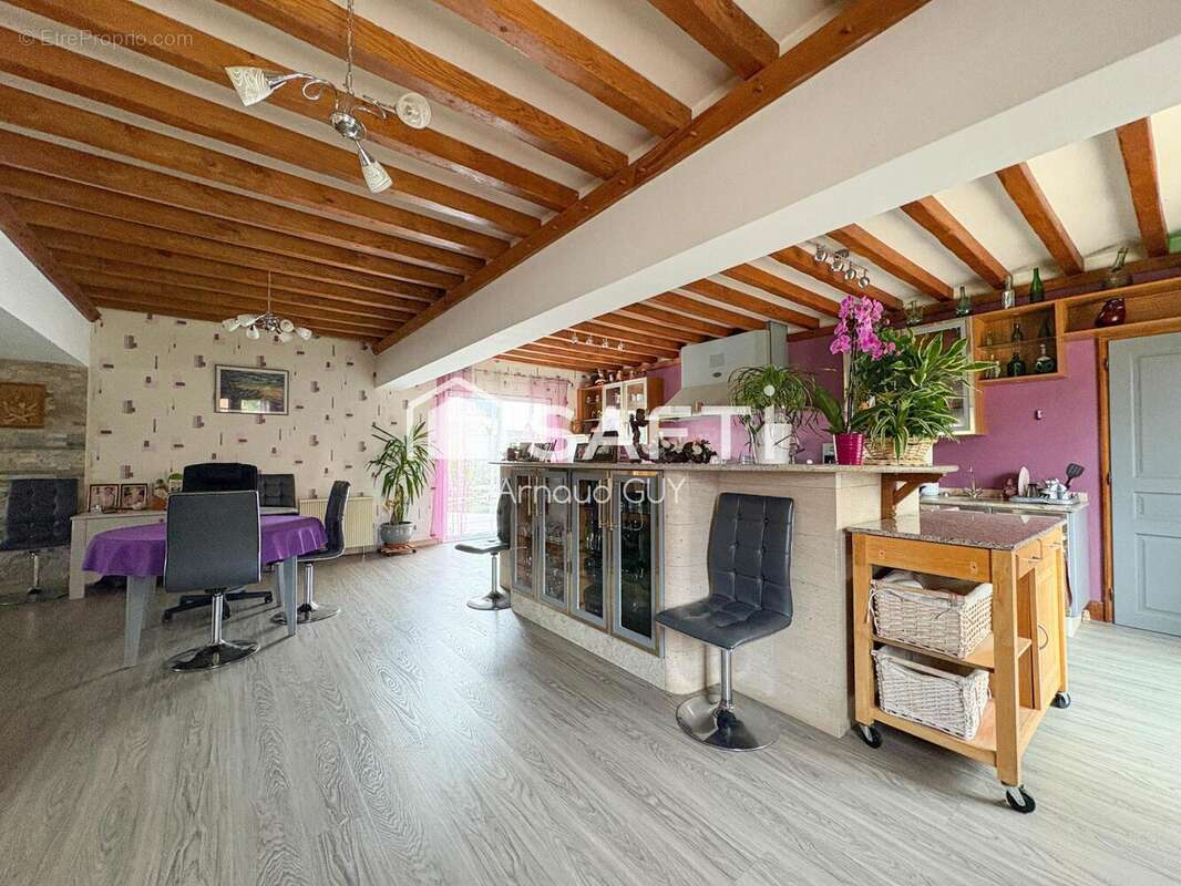 Photo 3 - Maison à VILLAINES-LA-CARELLE