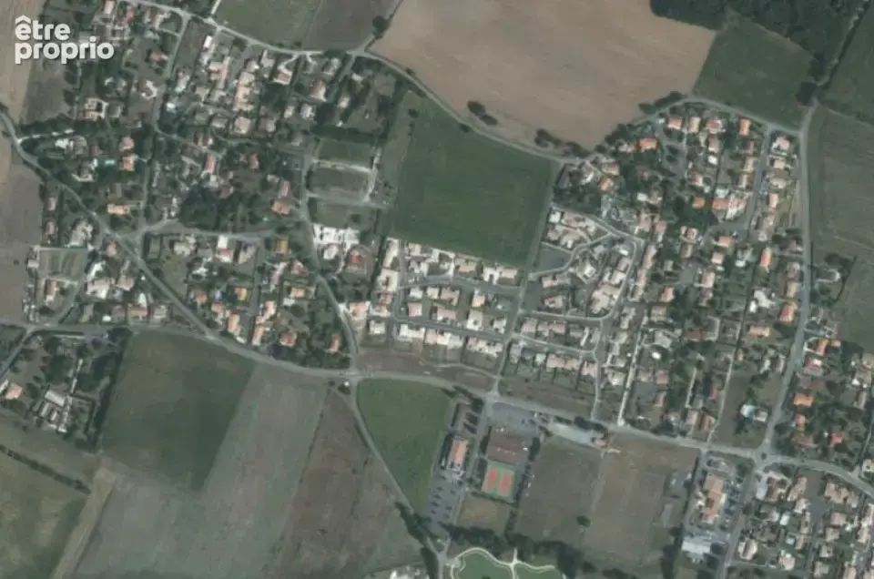 Terrain à SAINT-GEORGES-DES-COTEAUX