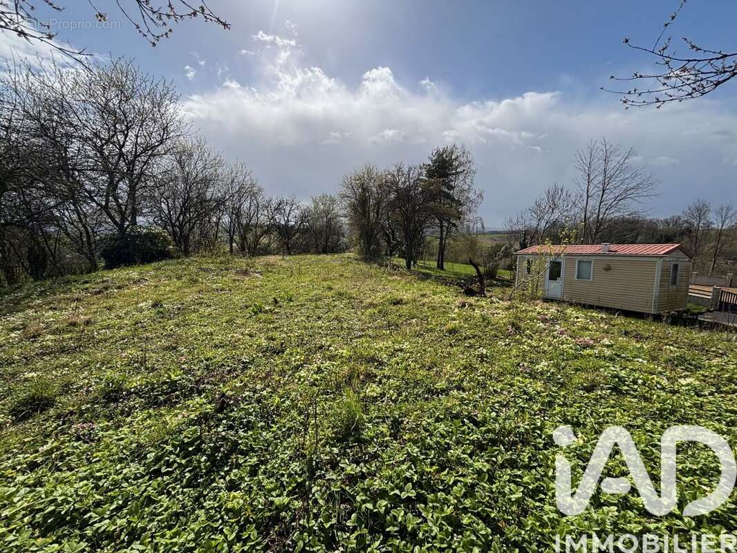 Photo 2 - Terrain à MONTCORNET