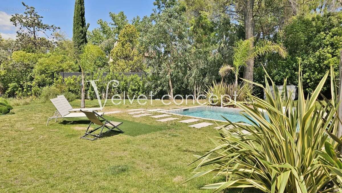 Maison à MOUGINS