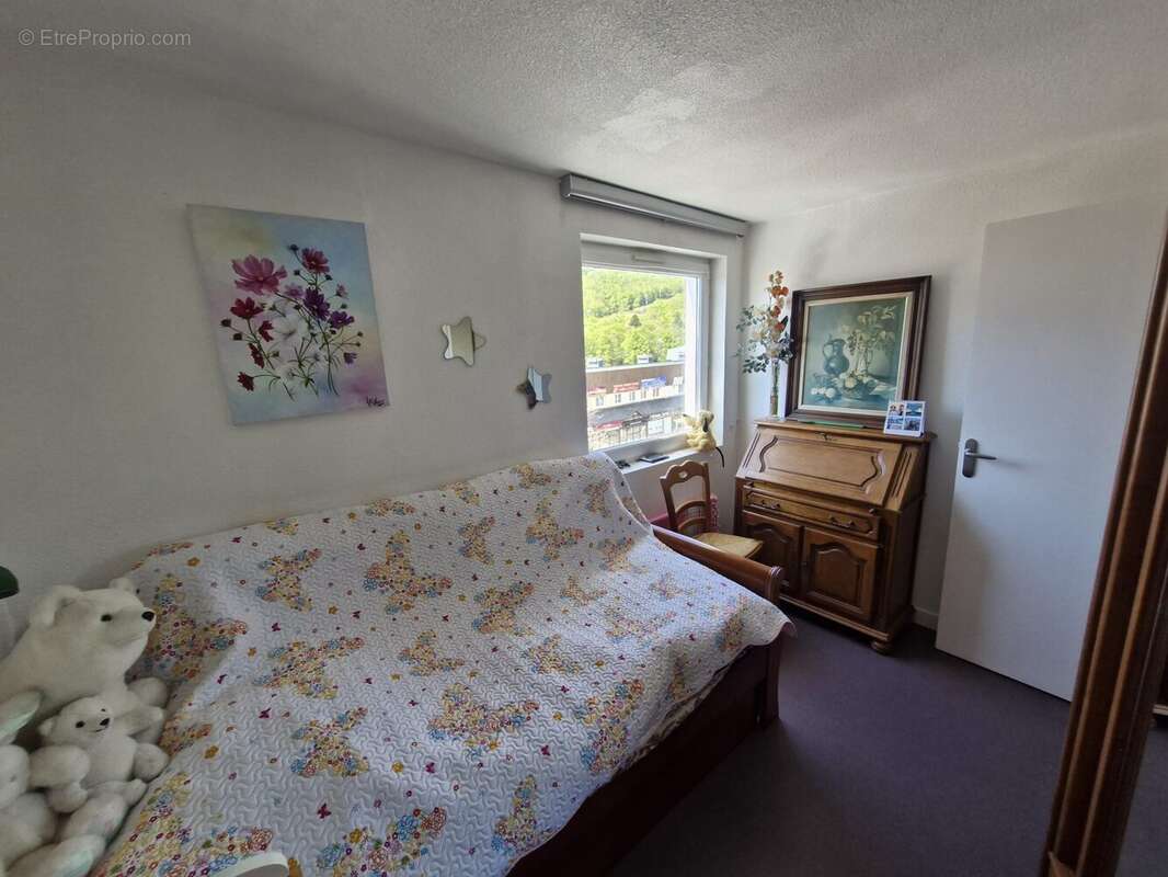 Appartement à BESSE-ET-SAINT-ANASTAISE