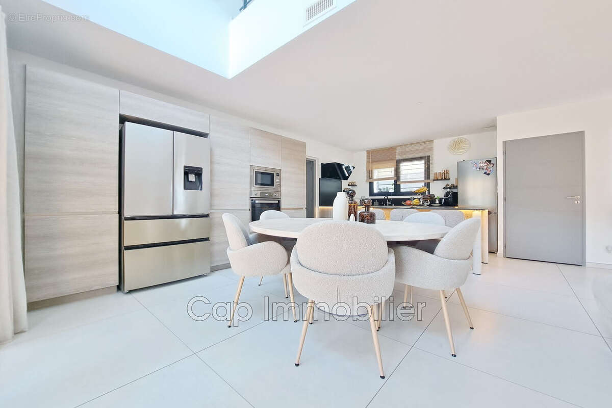 Maison 126 m² à Agde  - photo 3