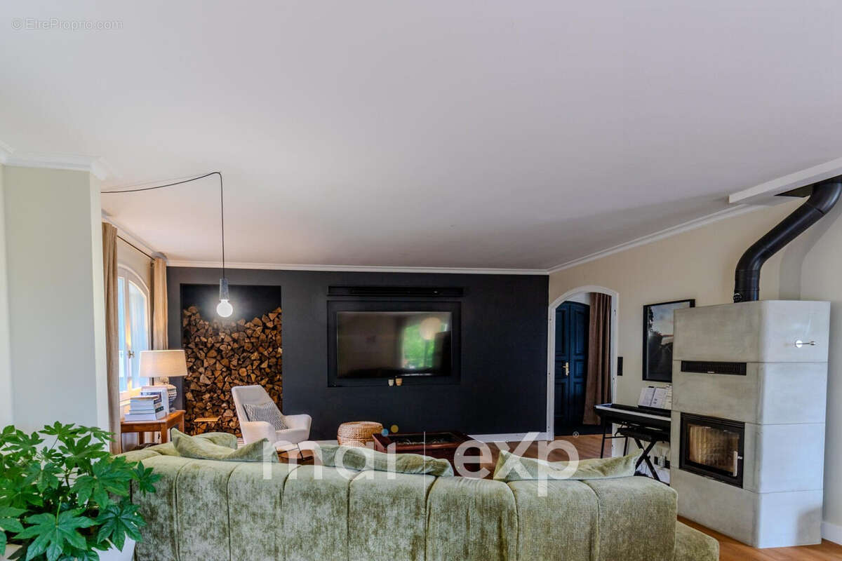 Maison 190 m² à Kervignac  - photo 8