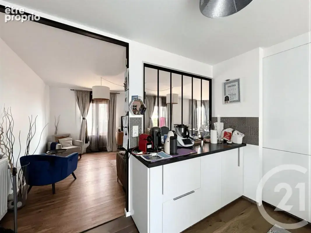 Maison 116 m² à Saint-Priest  - photo 5