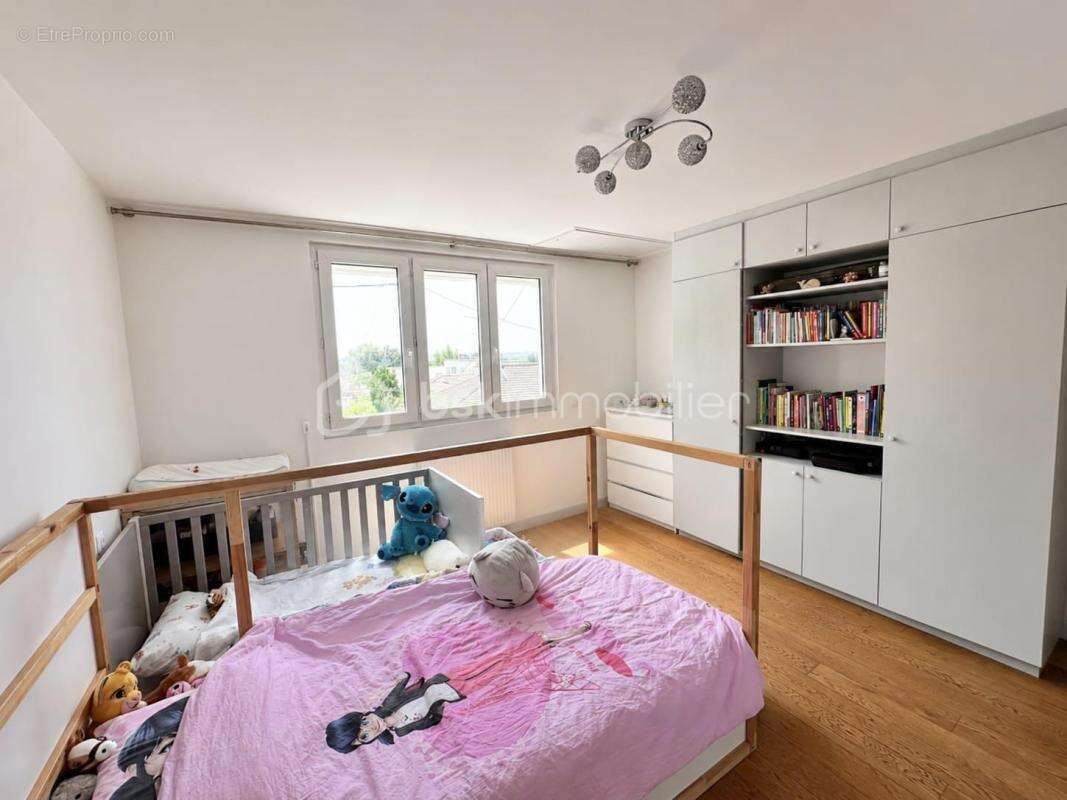 Maison 56 m² à Le Chesnay  - photo 16