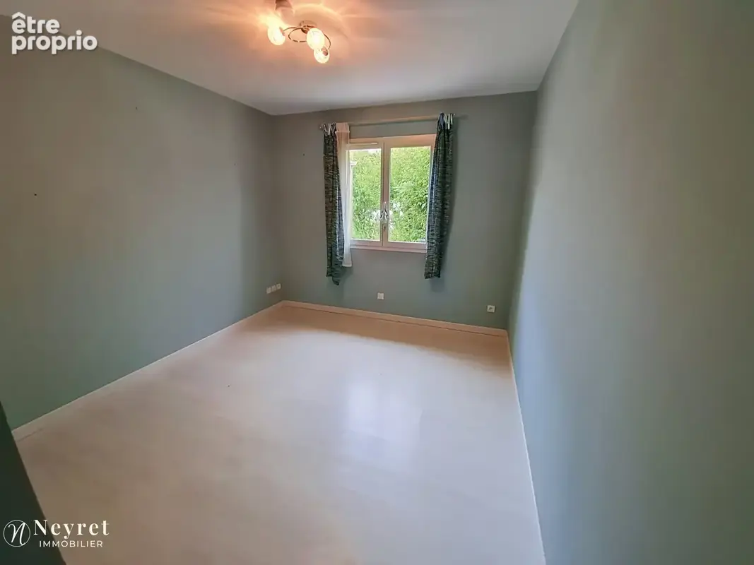 A ne pas rater ! Secteur Saint Ignace, Maison de plain pied de 105,85 m2, 3 chambres sur 600 m2 clos et arboré - photo 8