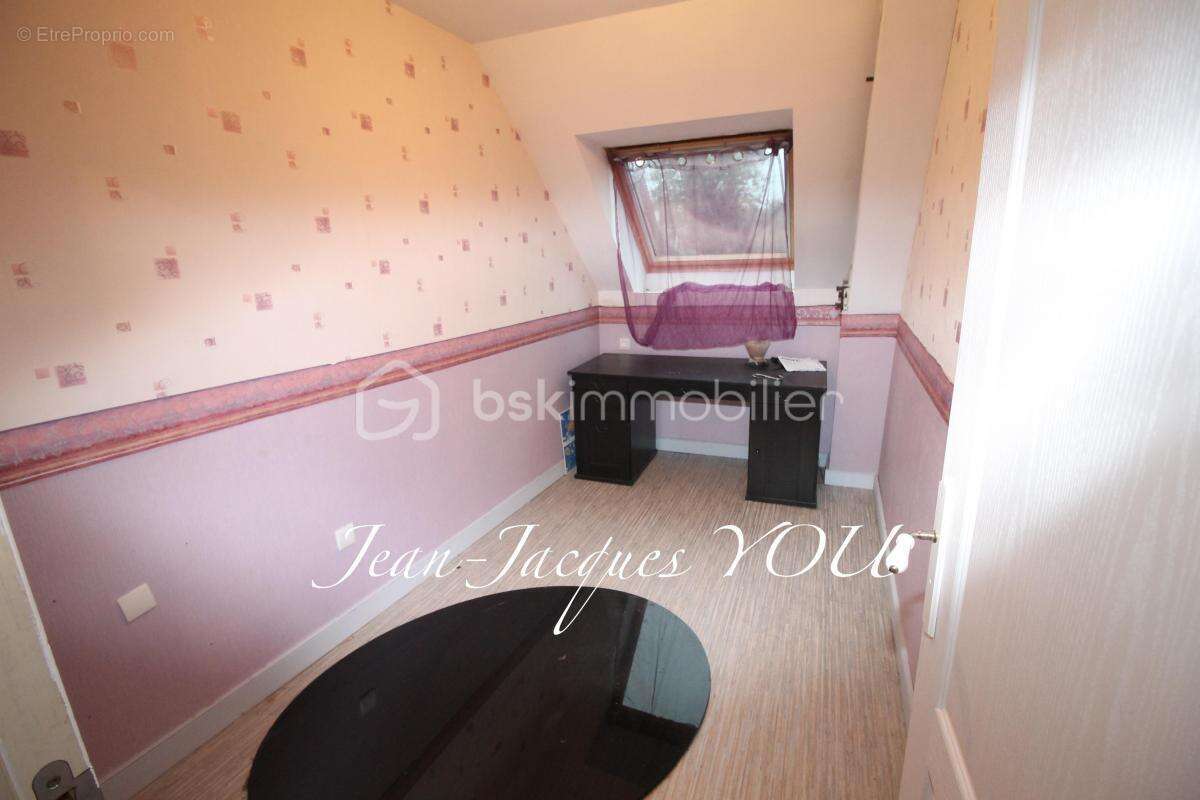 Maison à SAINT-POIS