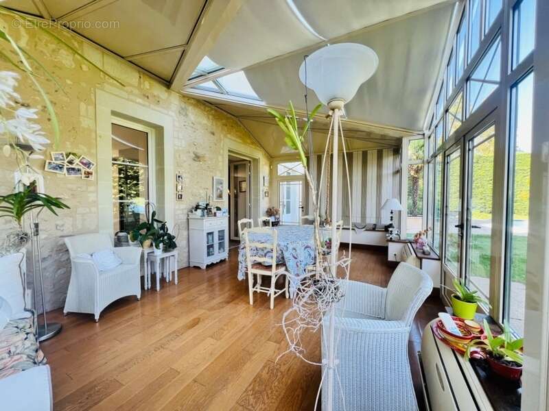 Maison à CHATELLERAULT