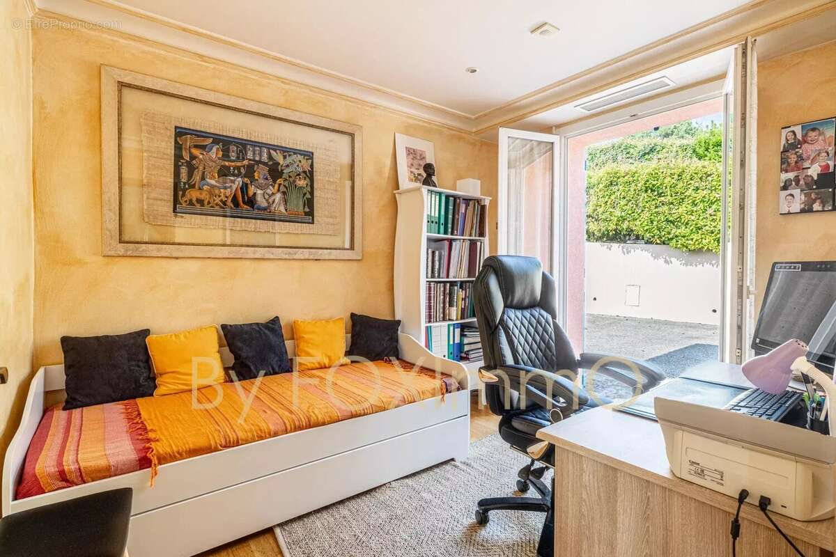 Maison à CAGNES-SUR-MER