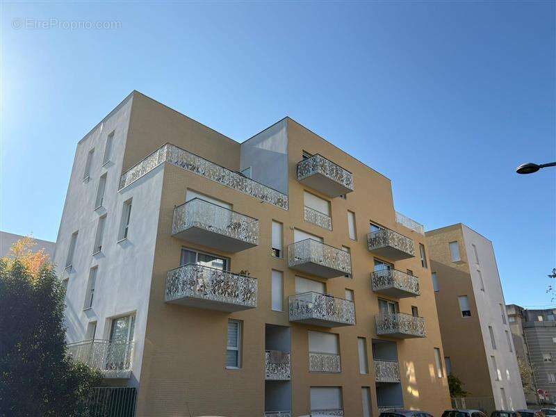 Bel appartement - 3 pièces - Immeuble récent - Cergy - photo 13