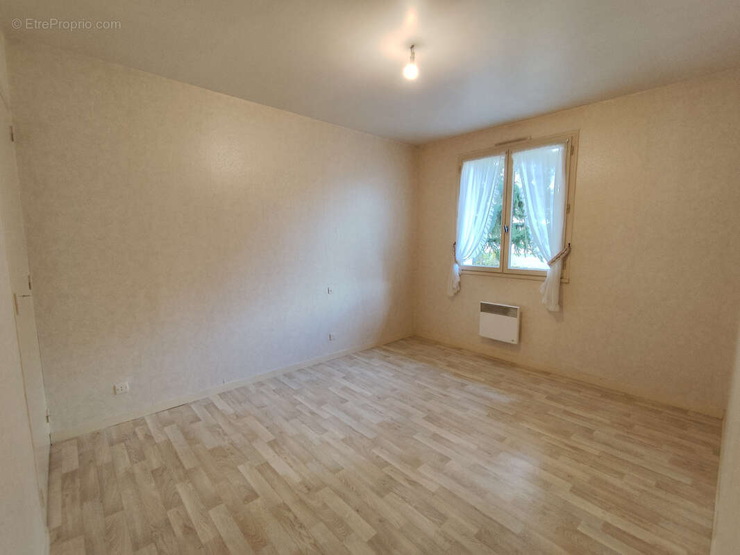 Maison à CHATELLERAULT