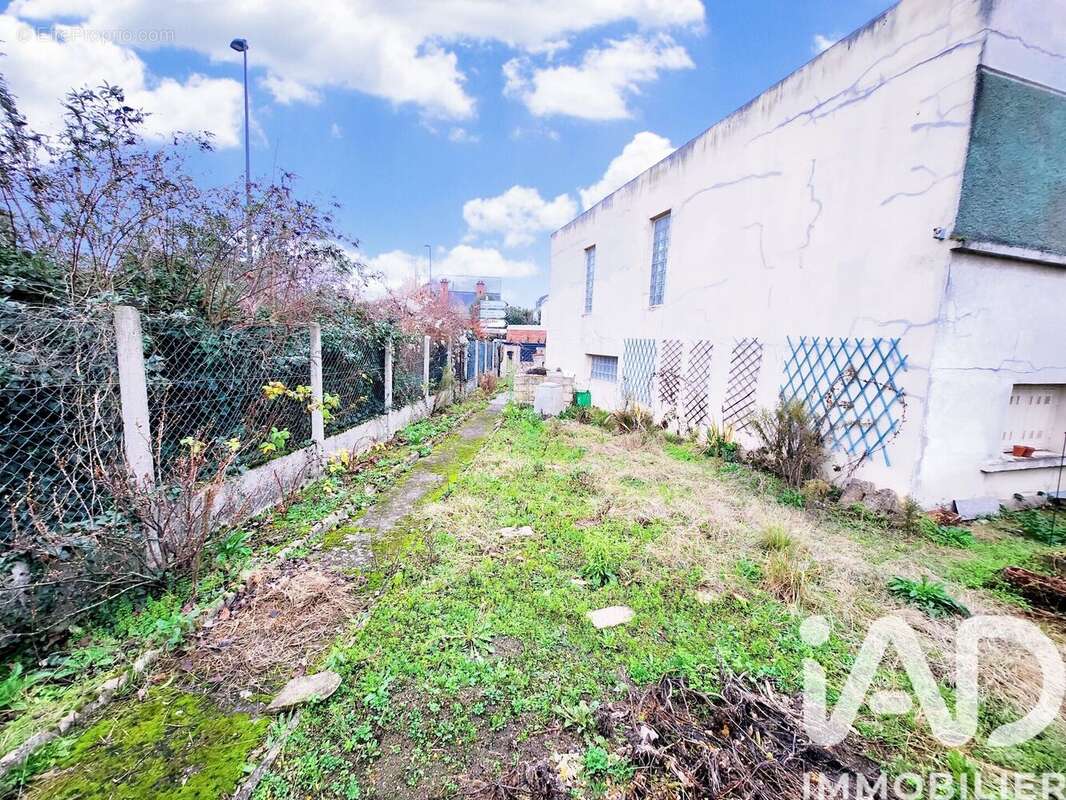 Photo 3 - Maison à SAINT-GRATIEN