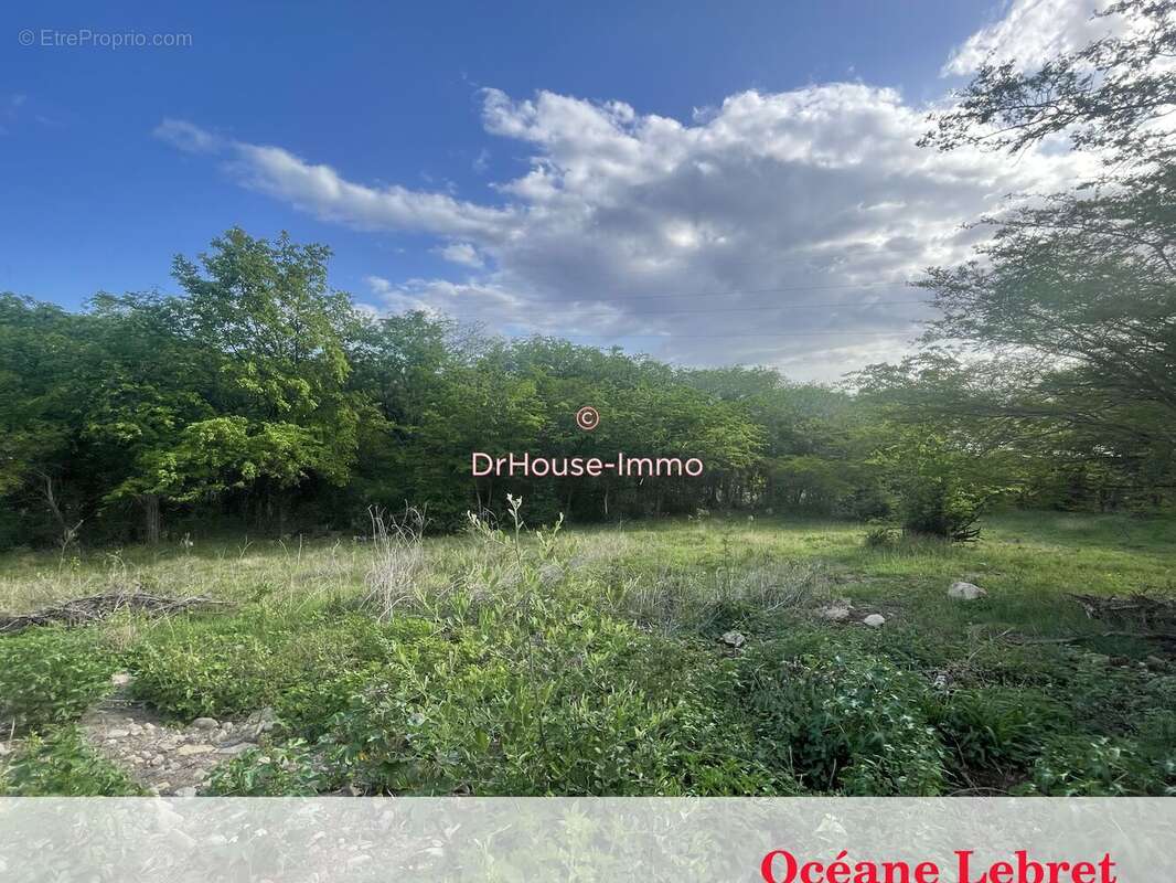 Terrain à BOUILLANTE