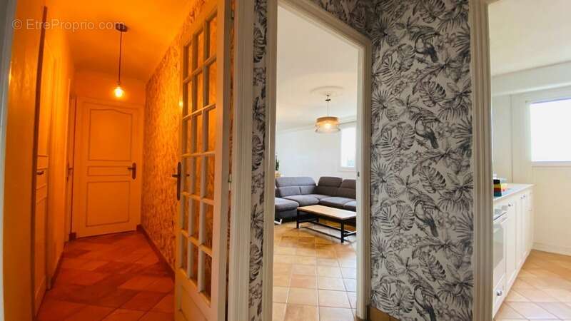 Dpt Finistère (29), à vendre QUIMPER quartier Kerfeunteun Appartement T4 de 75 m² Habitable - Cave - Deux Balcons - photo 9