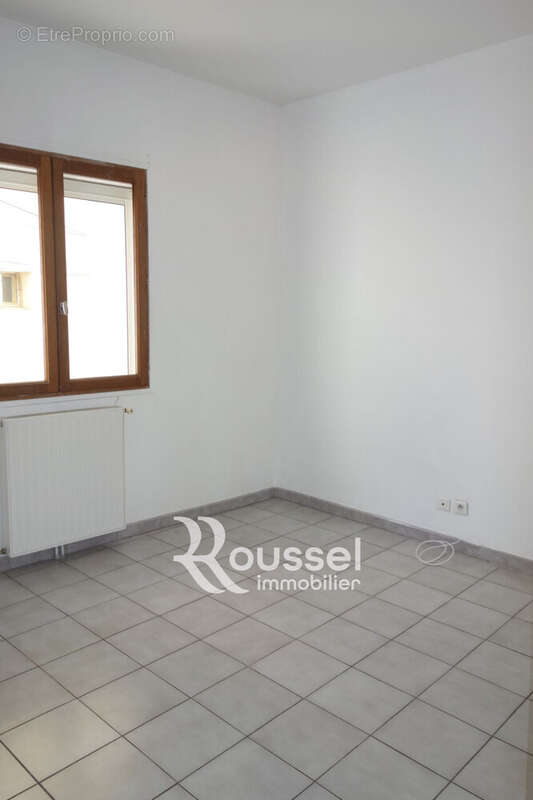 Maison à POUSSAN