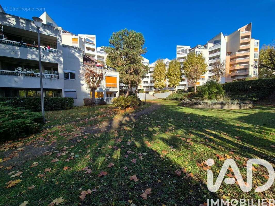 Photo 8 - Appartement à CERGY