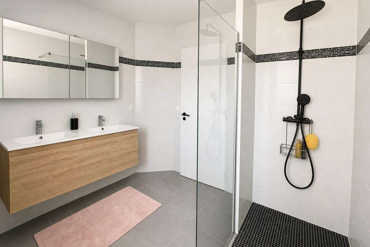Maison 88m2 - saint chamond - piscine - terrasse - 3 chambres - photo 7