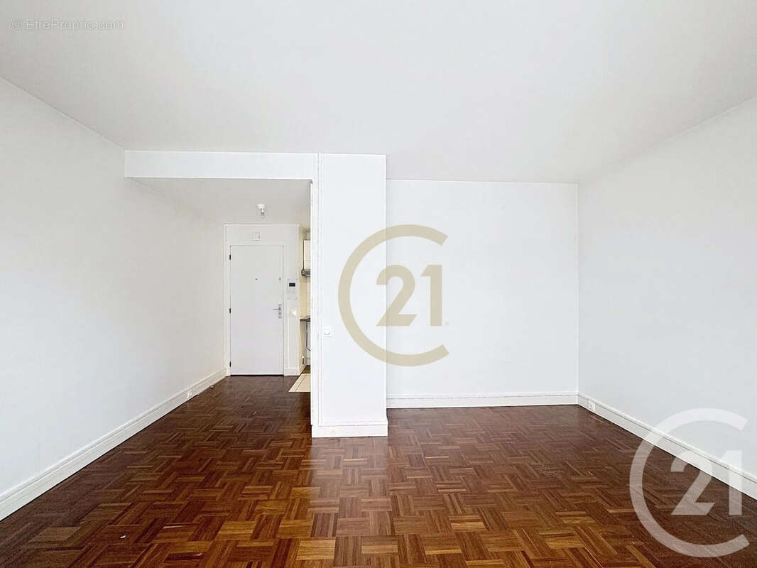 Appartement à PARIS-20E