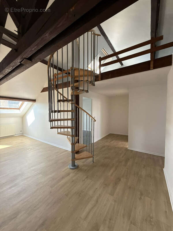 Appartement à CHARLEVILLE-MEZIERES