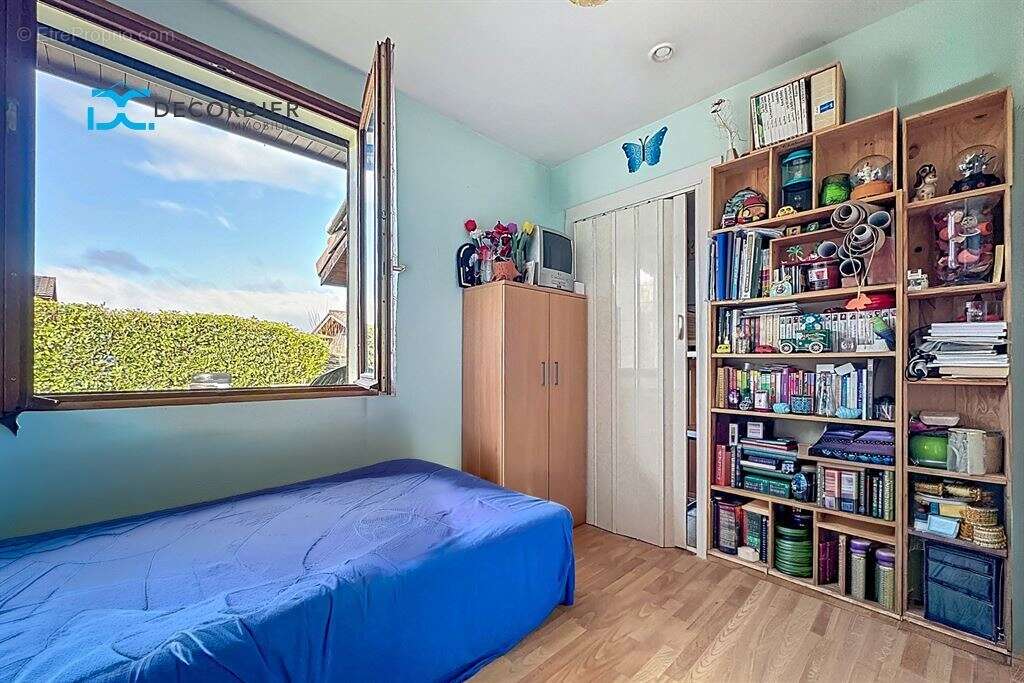 Maison individuelle a vendre a neuvecelle - photo 12