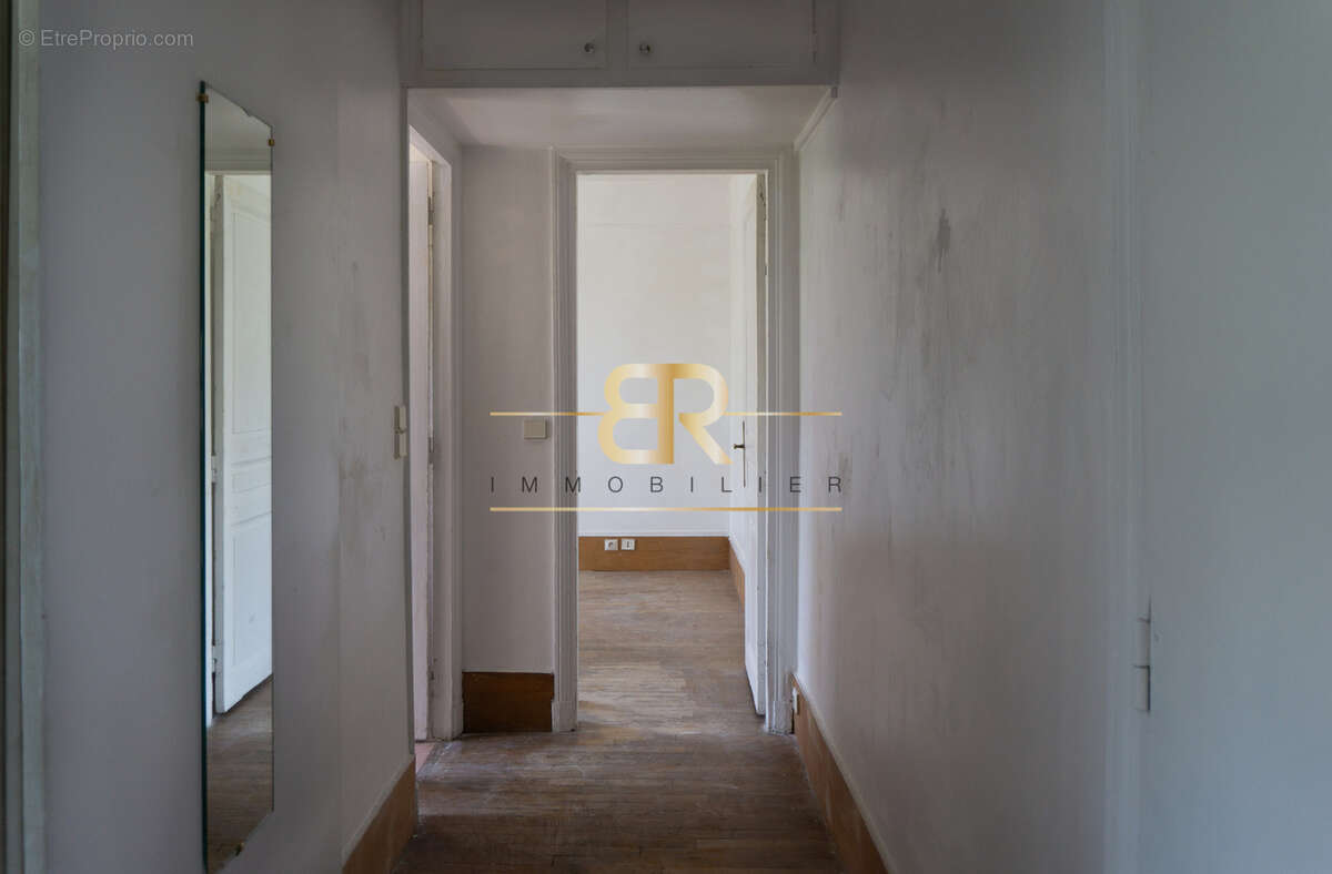 Appartement à PARIS-11E