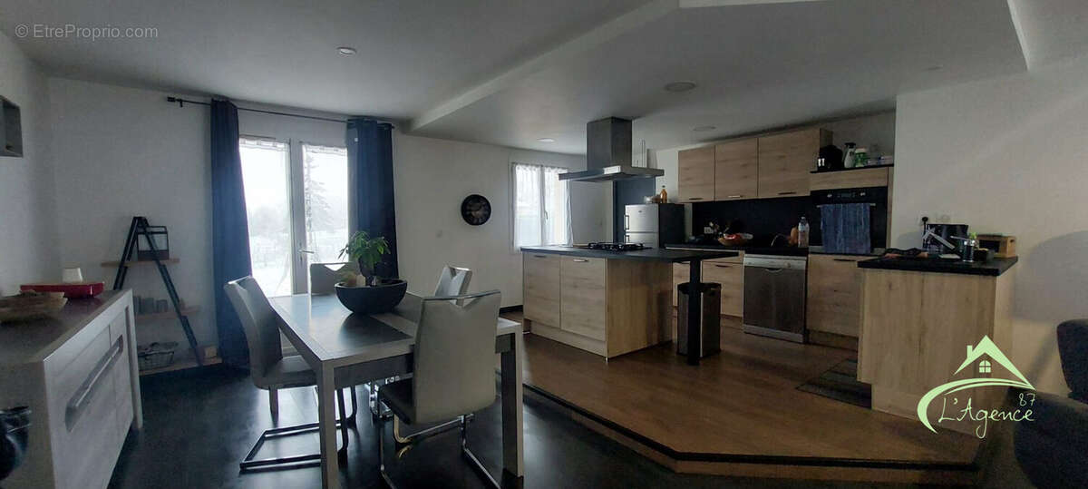 Maison à SAINT-JUNIEN