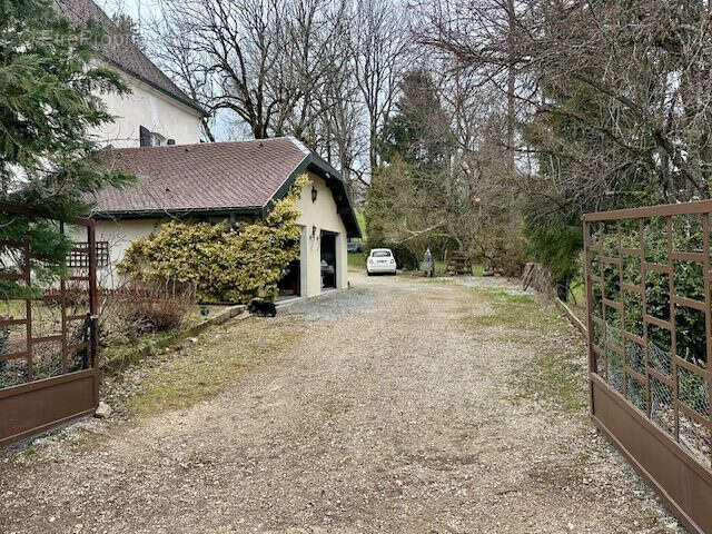 Maison à OYE-ET-PALLET