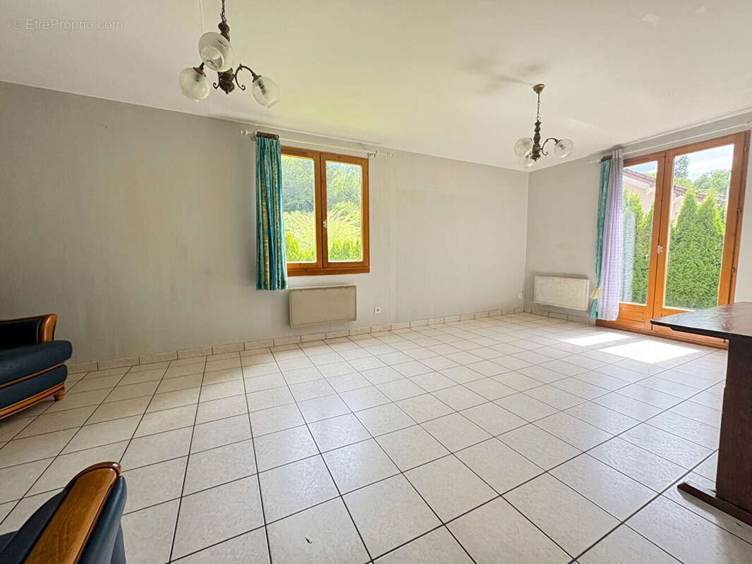 Maison à RUPT-SUR-MOSELLE