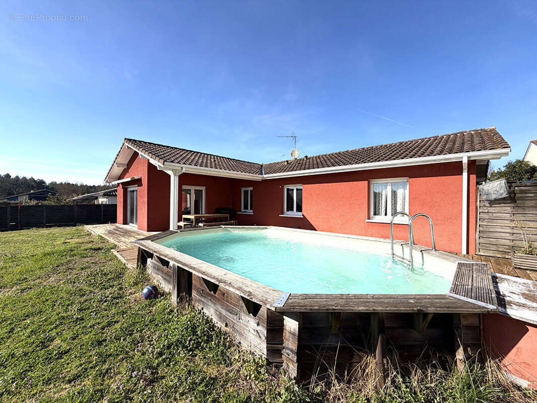 Maison à SAINT-GEOURS-DE-MAREMNE