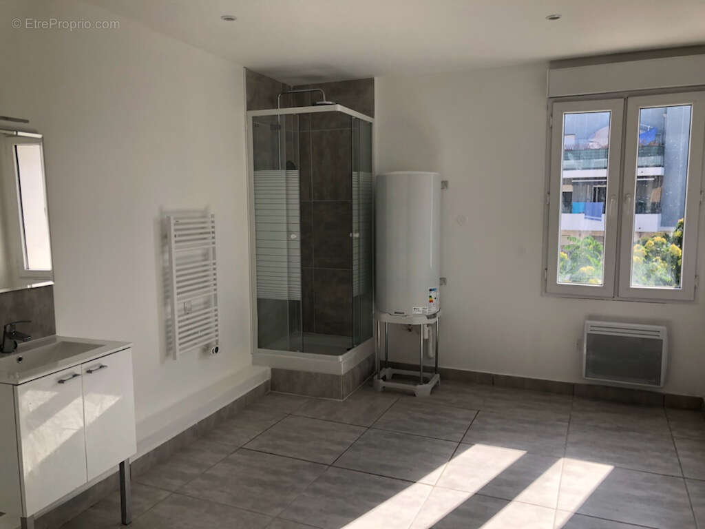 Appartement à MARSEILLE-15E