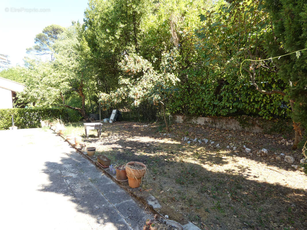 Alès, quartier résidentiel, villa de plain pied - photo 2