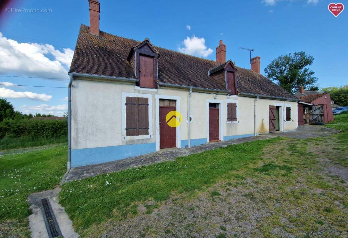 Maison à LA GUERCHE-SUR-L'AUBOIS