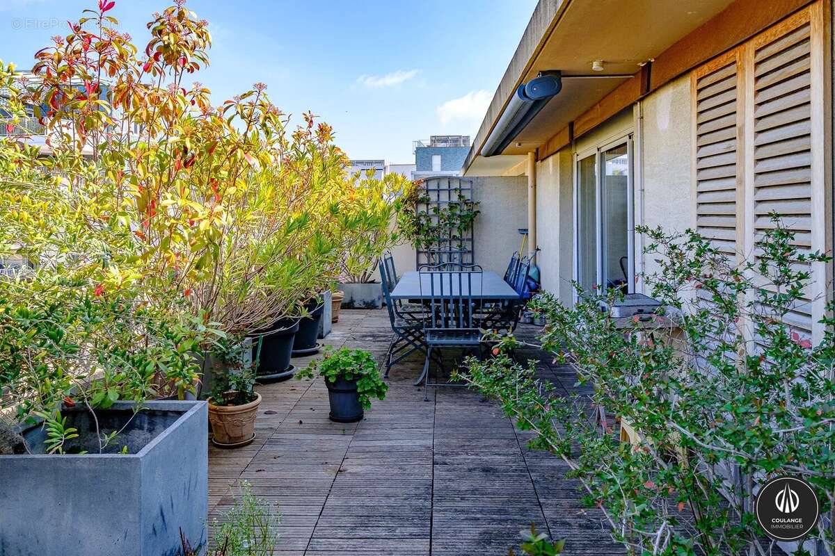 Appartement à MARSEILLE-8E
