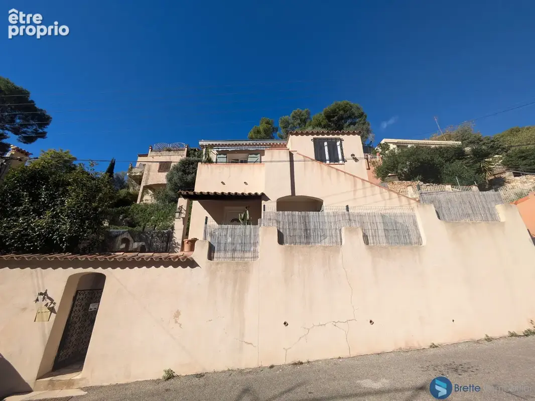 Toulon bas faron - secteur haut de siblas - maison t4 85 m2 avec garage - photo 1