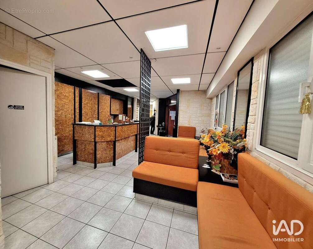 Commerce 200 m² à Bruay-La-Buissiere  - photo 3