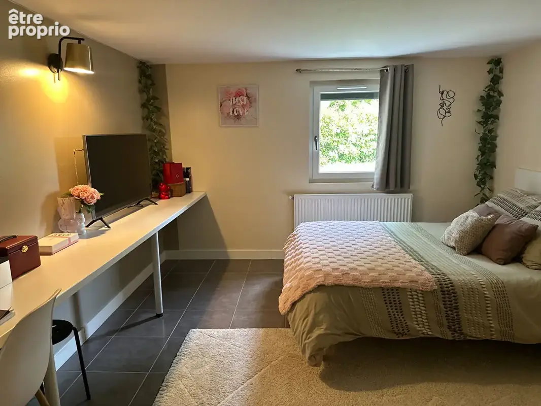 MAUBEC, villa avec 4 chambres, possibilité 5. - photo 7