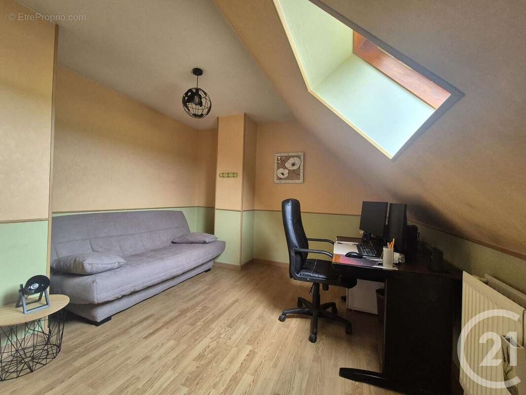 Maison à CHAUMONT-EN-VEXIN