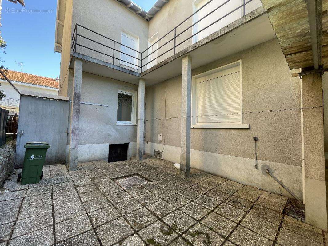 Appartement à SAINT-PRIEST-TAURION