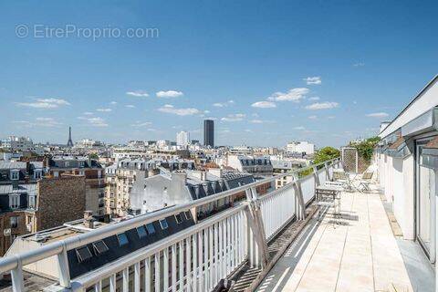 Appartement à PARIS-6E