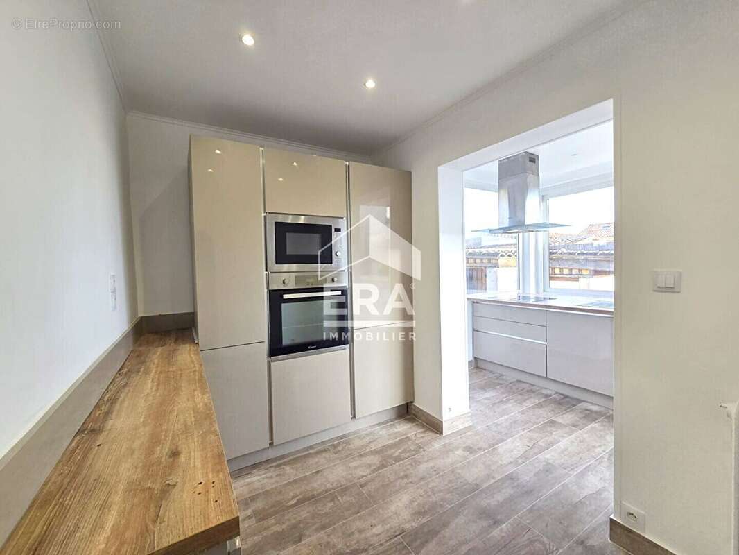 Maison à VILLENEUVE-LOUBET