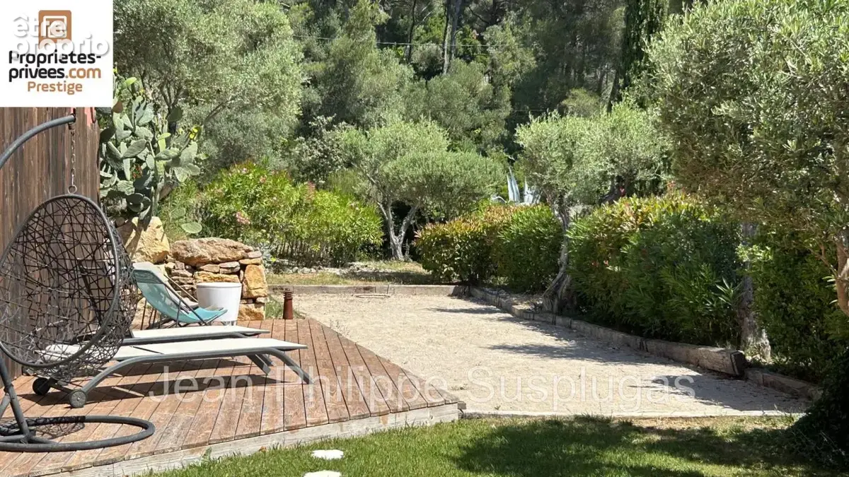 Villa Sanary Sur Mer 7 pièce(s) 235 m2 - photo 16