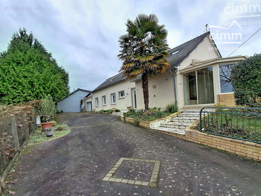 Maison 123 m² à Noyal-Chatillon-Sur-Seiche  - photo 2