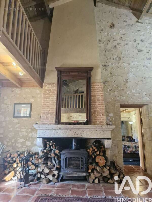 Maison 326 m² à Pessac-Sur-Dordogne  - photo 7