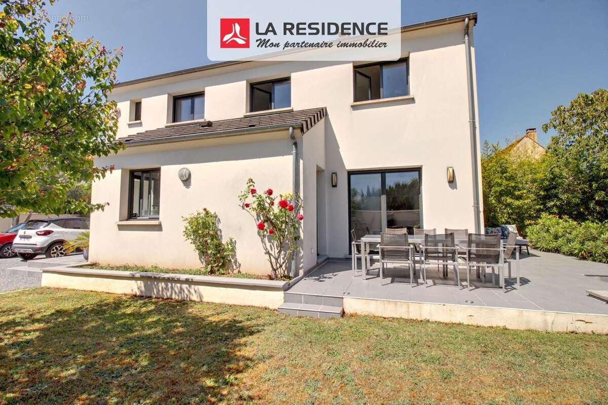 Maison 150 m² à Conflans-Sainte-Honorine  - photo 4
