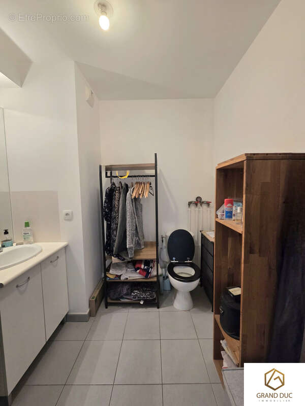Appartement à MARSEILLE-3E