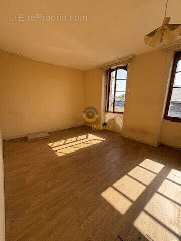 Maison 47 m² à Bressuire  - photo 2